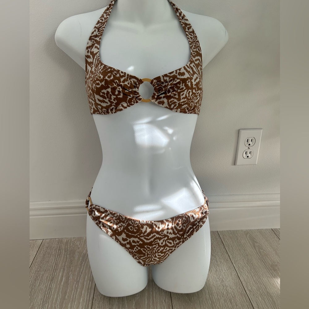Diane von Furstenberg Cheetah Print Bikini Set with gold detailings!